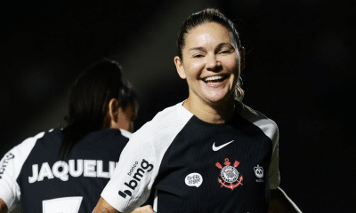 Gabi Zanotti marcou dois gols na vitória do Corinthians pelo Brasileiro por 5 a 1 (Foto: Rodrigo Gazzanel/Corinthians)