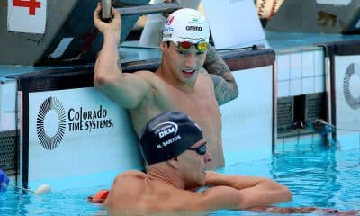 Na imagem, Guilherme Caribé e Nicholas Santos nas raias, um ao lado do outro.