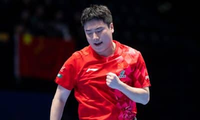 Liang Jingkun, da China, no Mundial de Tênis de Mesa por Equipes