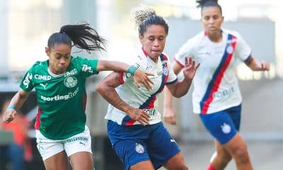 Na imagem, momento da disputa entre Bahia e Palmeiras, pela 9ª rodada.