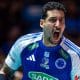 Rodriguinho comemora ponto do Sada Cruzeiro na final contra o Vôlei Renata na Superliga masculina