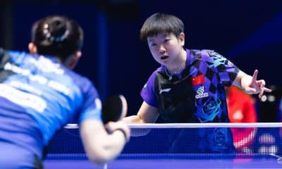 Sun Yingsha, da China em jogo contra a Coreia do Sul no Campeonato Mundial de Tênis de Mesa por Equipes (foto: WTT)