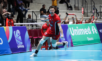 Gabriel Vaccari em quadra pelo Sesi Bauru