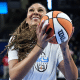 Kamilla Cardoso com o Chicago Sky na WNBA