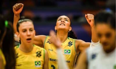 Tainara vibra durante jogo contra a República Dominicana pela Liga das Nações de vôlei feminino